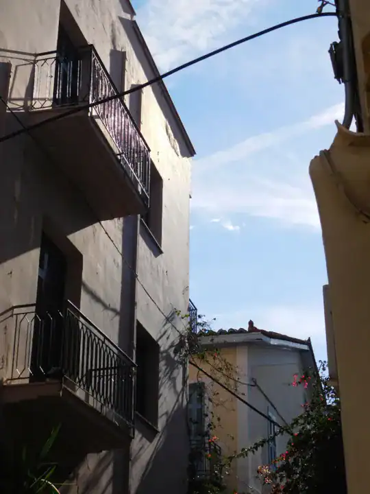 Στενό σοκάκι – Ναύπλιο