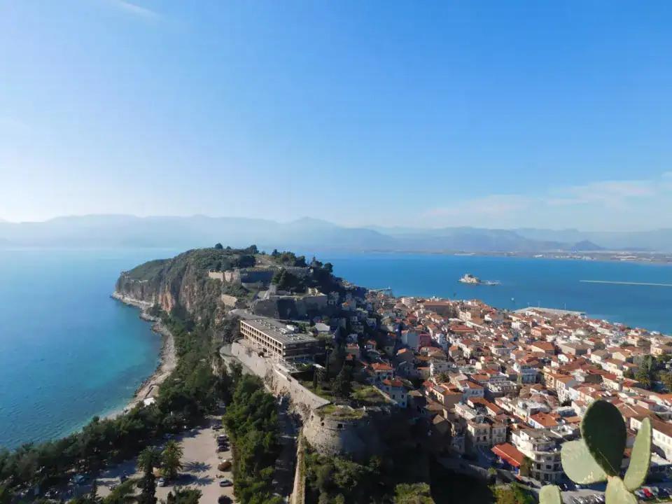 Ακροναυπλία και θάλασσα